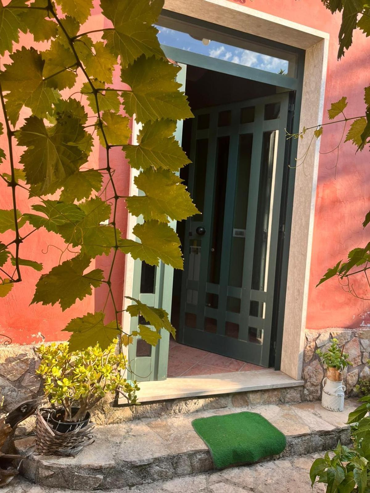 Bella Di Notte Apartment San Giorgio a Liri Bagian luar foto